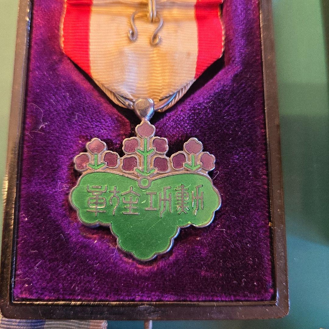 旧日本軍 勲章10個セット 銀製 昭和レトロ 陸軍 海軍 ミリタリー