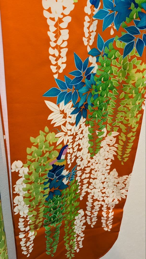 【新品】振袖 オレンジ 藤の花と鳥柄•Мサイズ