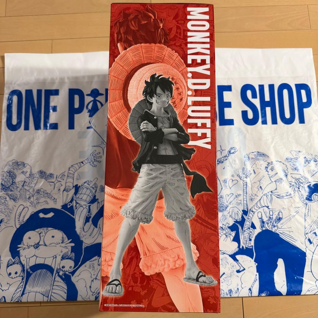 ONE PIECE BASE SHOPくじ ルフィ コミックスカラー