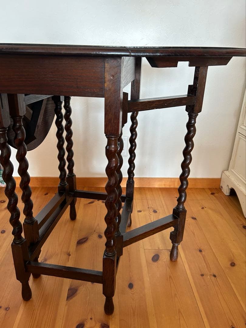 イギリスアンティーク　ゲートレッグテーブル　小ぶり