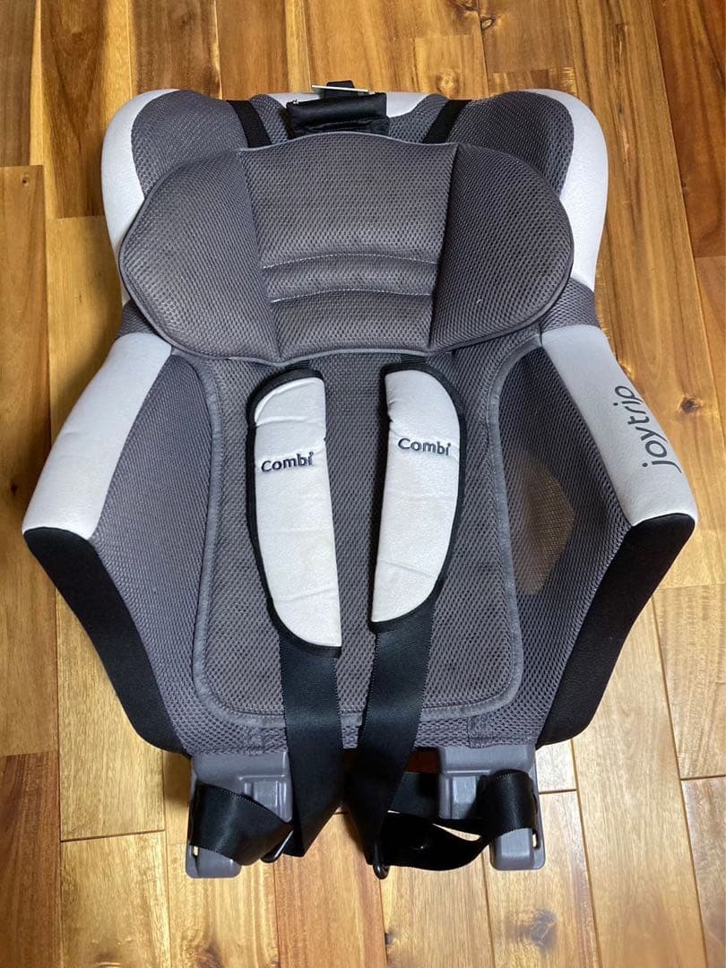 ★半くん★Combi ジョイトリップ エアスルー GC チャイルドシート