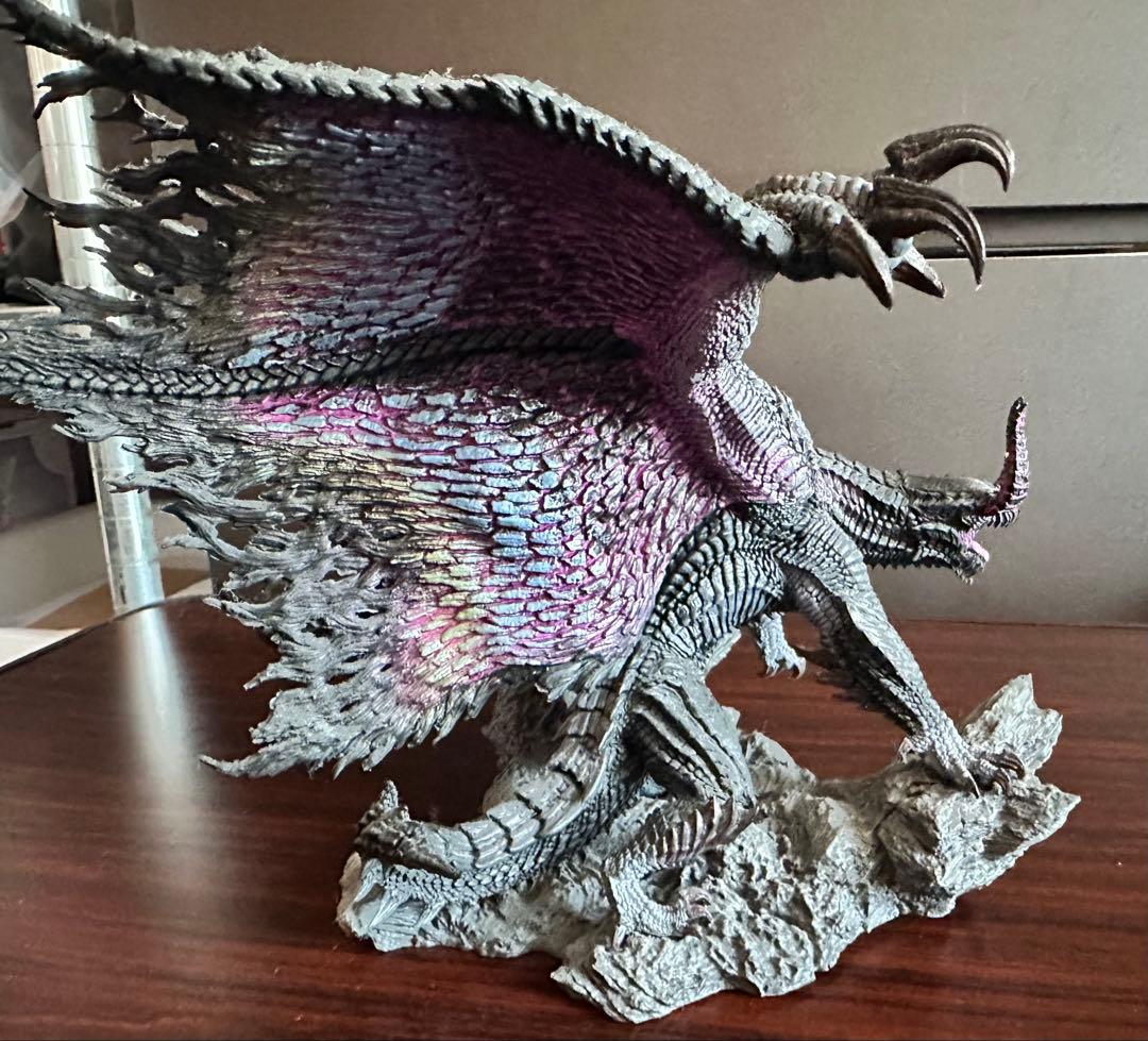 とろろ:クリエイターズモデル 黒蝕竜 ゴア・マガラ 復刻版 フィギュア