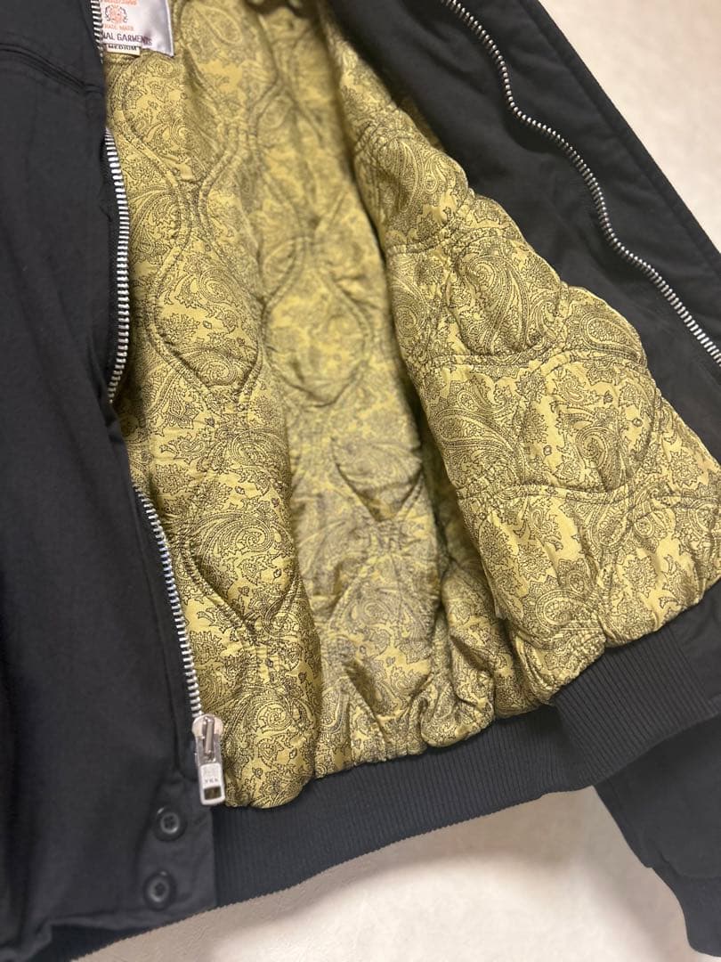 ダービージャケット　ブラック×ゴールド　Ｍカップショルダー