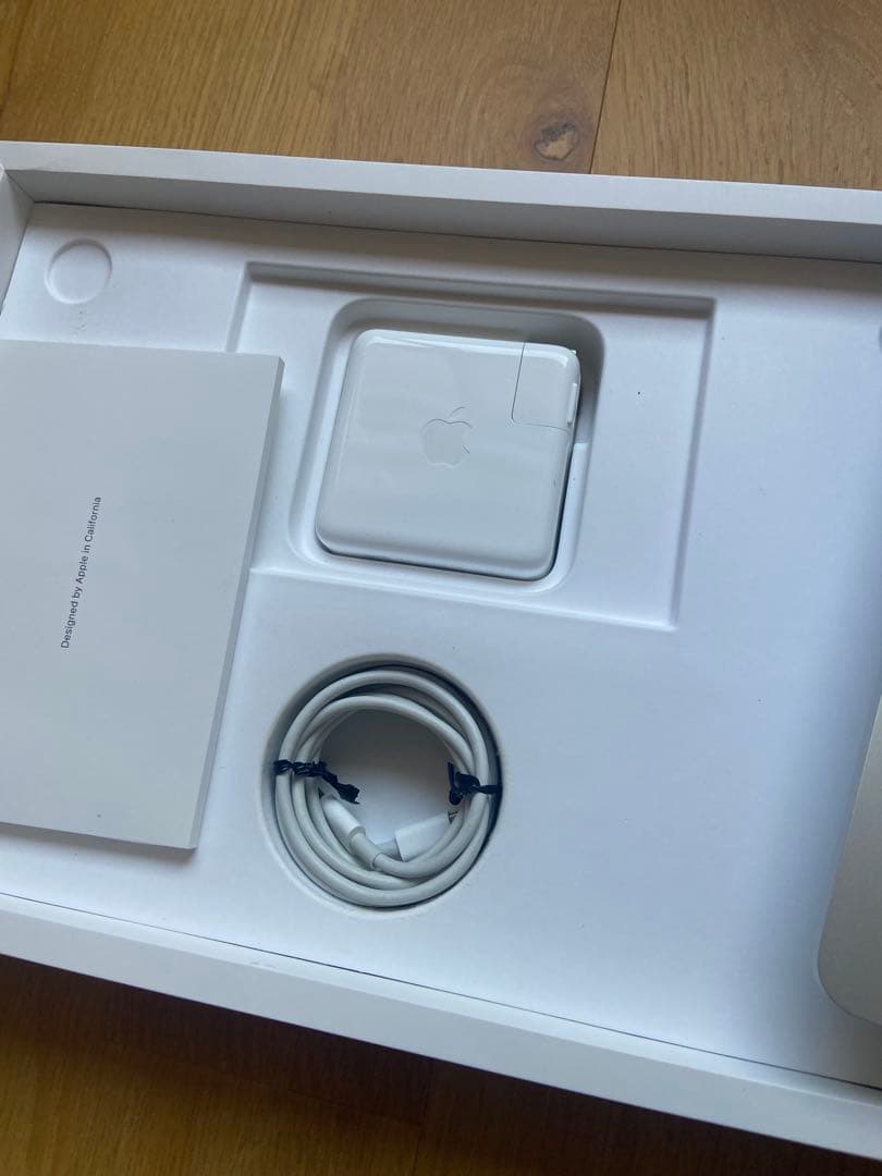 Apple MacBook Pro M2 2022シルバー 512GBジャンク