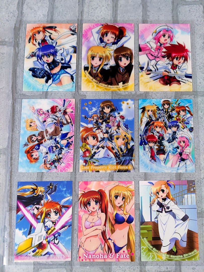 魔法少女リリカルなのはStrikerS、トレカ225枚&バインダー。