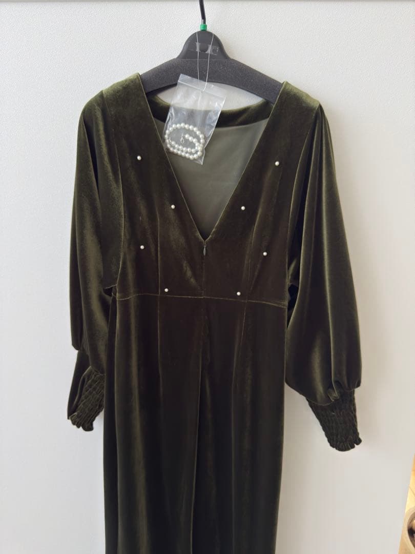 値下げ中!新品タグ付きAmeri BACK OPEN PEARL VELOUR