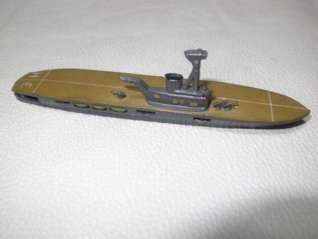 美品1940年代英国製◆軍艦 空母HMSハーミーズ95/エルメス95 金属製模型
