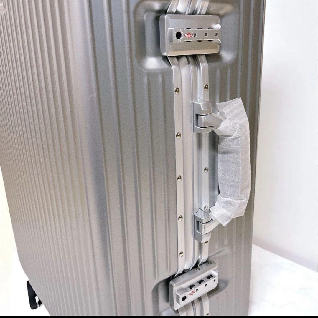 スーツケース キャリーケース 大容量 超軽量 Lサイズ 7~10泊　シルバー