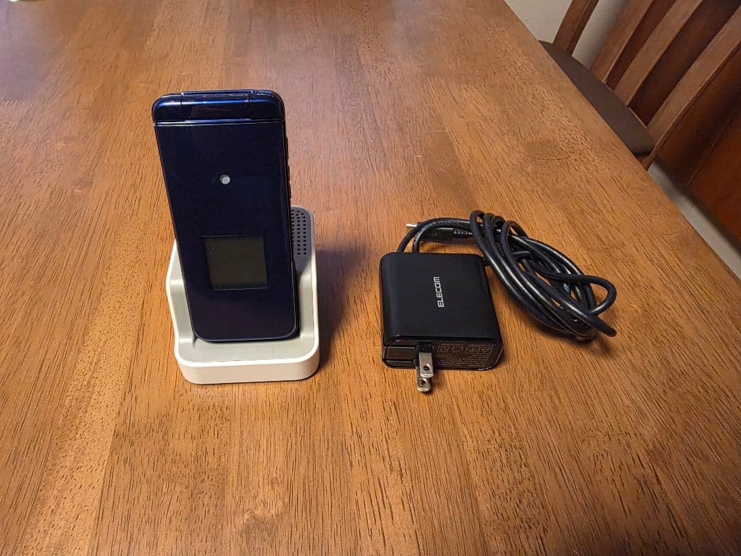 かんたんケータイ KYF41 SIMロック解除済 ガラホ ガラケー 携帯電話