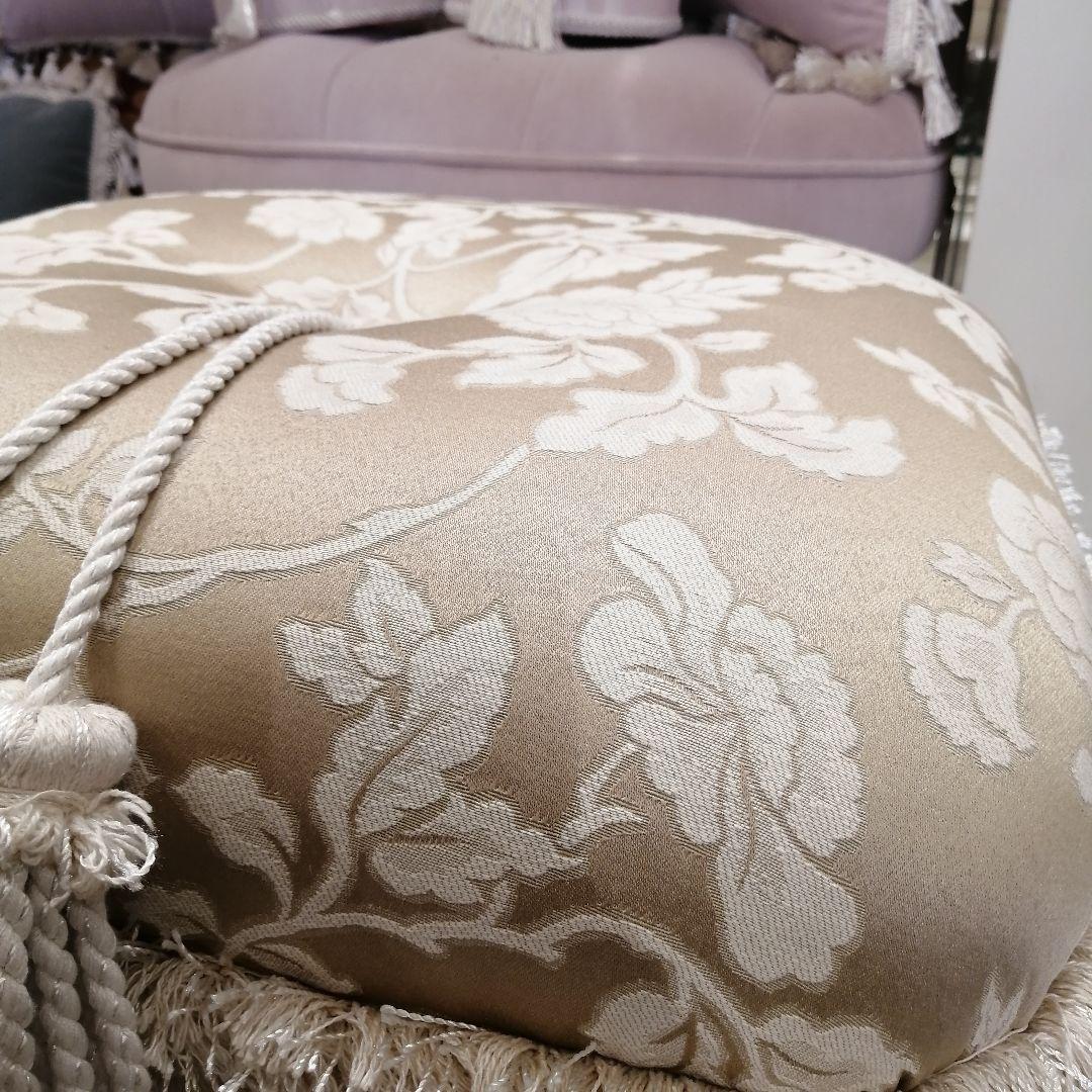 Φ【美品】ジェニファーテイラー Heirloom オットマン フットスツール ②