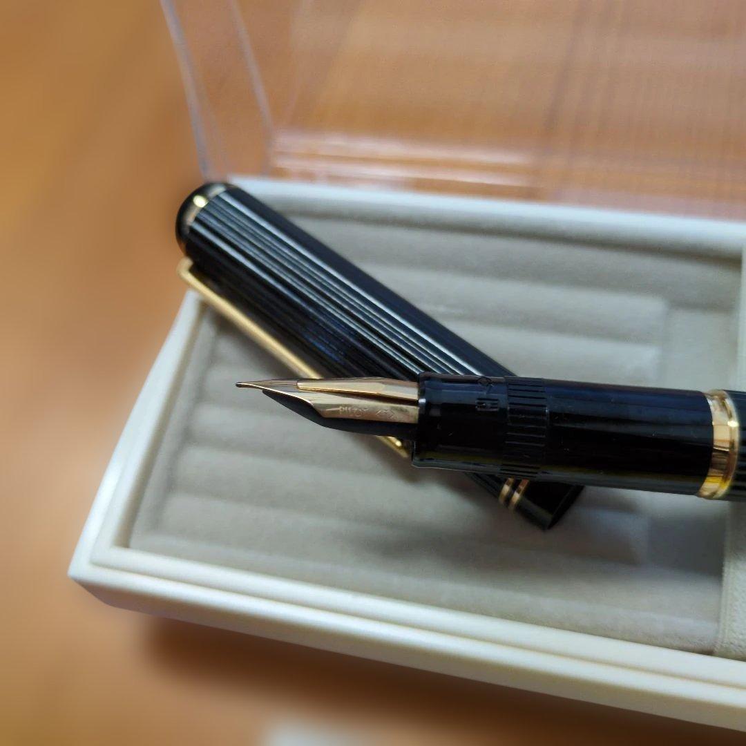 PILOT万年筆　ジャスタス 　未使用品