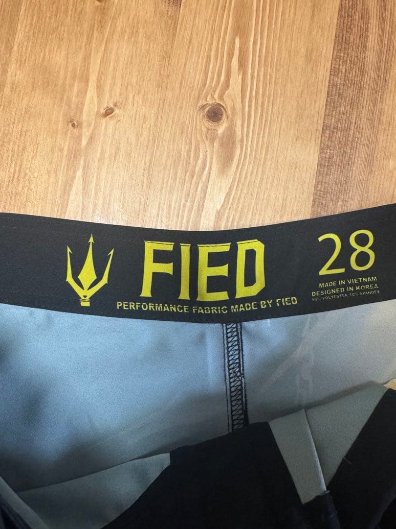 ファイドFIEDサーフパンツ/フィジーク/ステージショーツ28サイズ