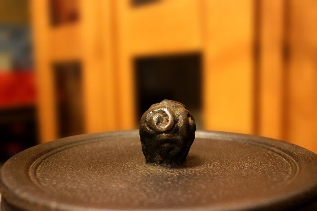 鋳鉄製 花模様 鉄瓶