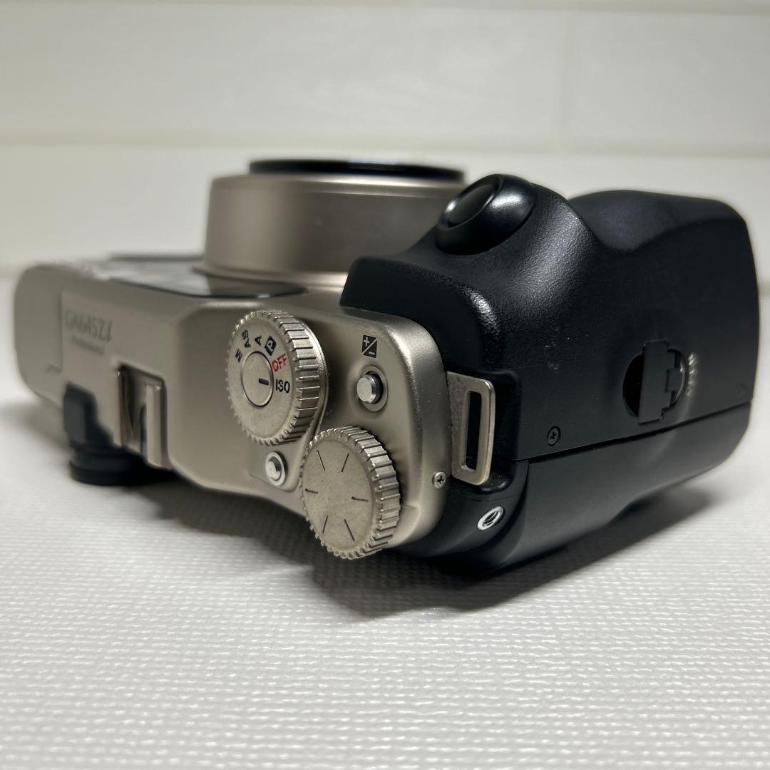 フィルムカメラ FUJIFILM GA645Zi Professional