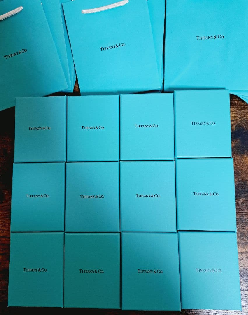 ティファニー 空箱① 巾着 リボン カード ショップ 袋 12セット 国内現行品