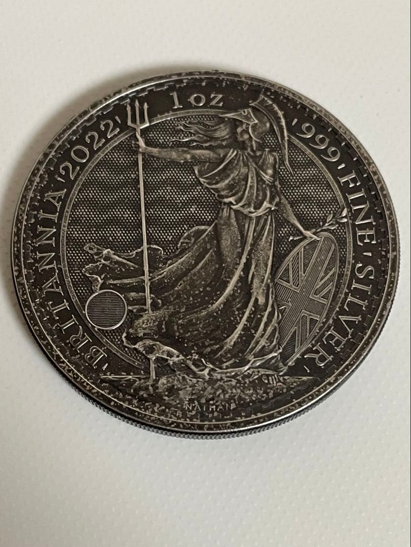 【唯一無二】漆黒のブリタニア銀貨- 触れることを許された禁忌の銀