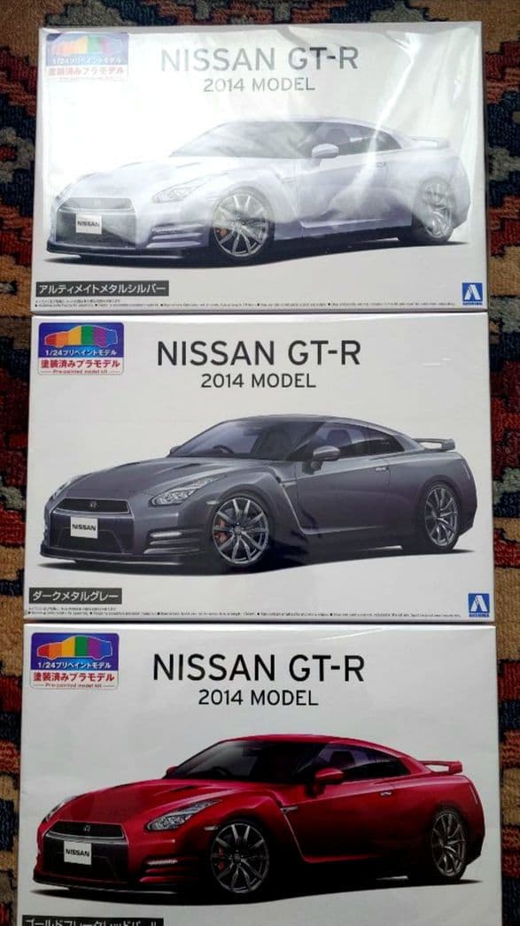 NISSAN GT-R 2014　1/24プリペイントモデル