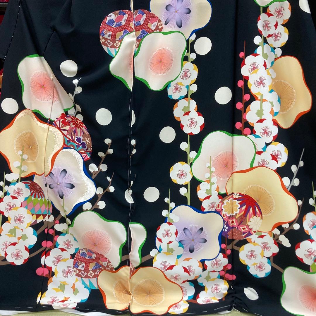 ☆新品未使用☆化繊　未仕立て　リメイク　黒系花模様振袖