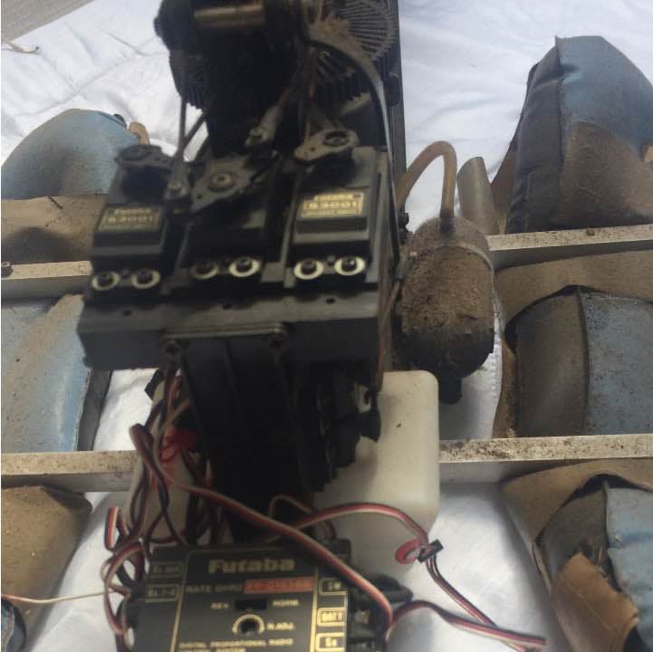 ラジコンエンジンヘリコプター