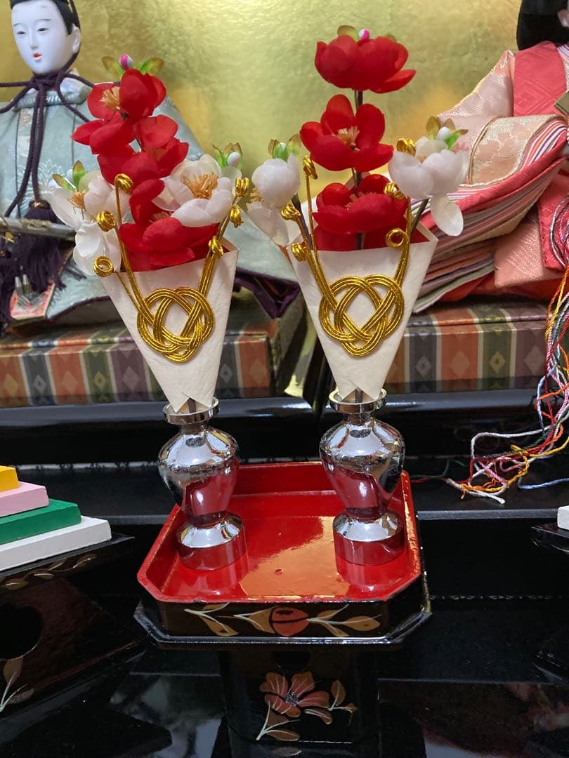 雛人形セット 親王飾り　西陣織　金屏風付き