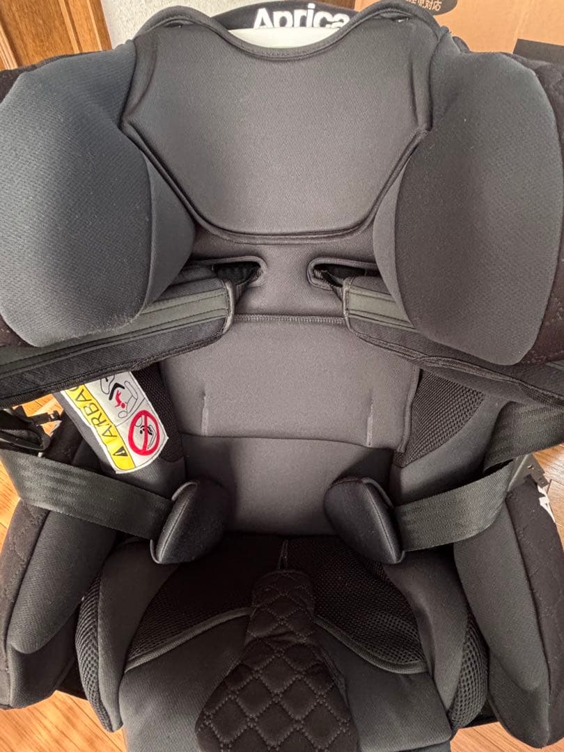 Aprica ISOFIX 新生児　回転式チャイルドシート フラディア グロウ