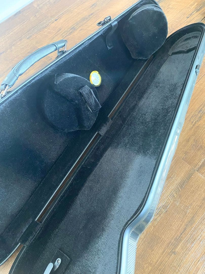 KYLIESMAN バイオリンケース 4/4 カーボン製 付属品付き