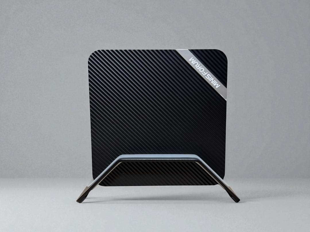 ⭐最終特価⭐高性能＆軽量⭐MINISFORUM UM560⭐