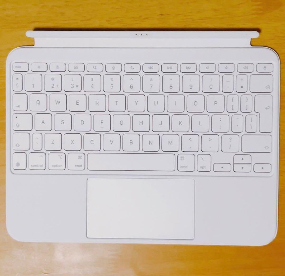 iPad (第10世代) 用 Magic Keyboard Folio UK配列