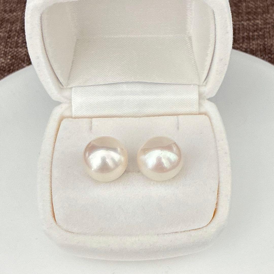 南洋白蝶真珠ピアス新品未使用ケース付き