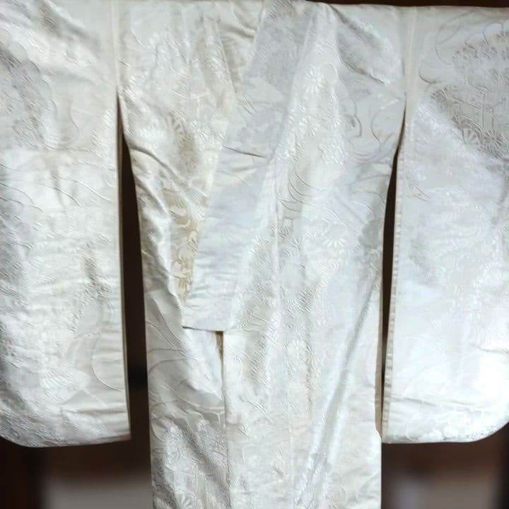 白無垢 打ち掛け御所車に草花Y