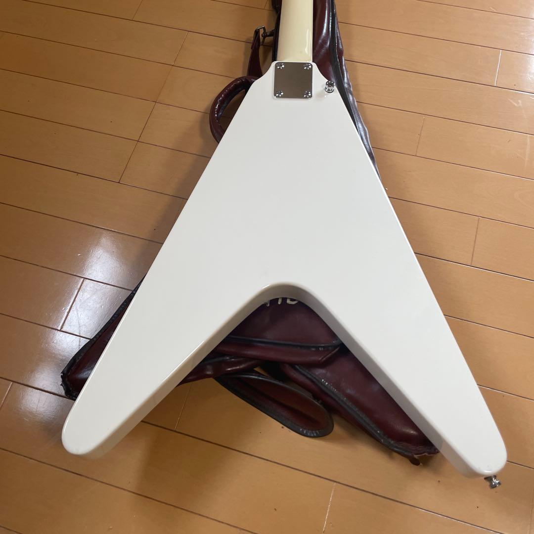 フライングV ケース付き　変形 エレキギター ビンテージホワイト