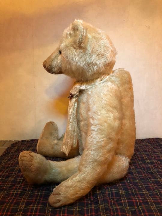 奇跡、グローラー付きアンティークシュタイフ