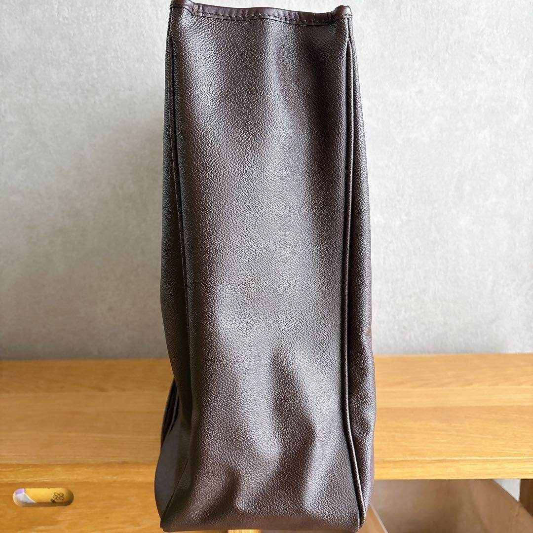 年末年始お値下げ！新品！【SalvatoreFerragamo】レザーバッグ