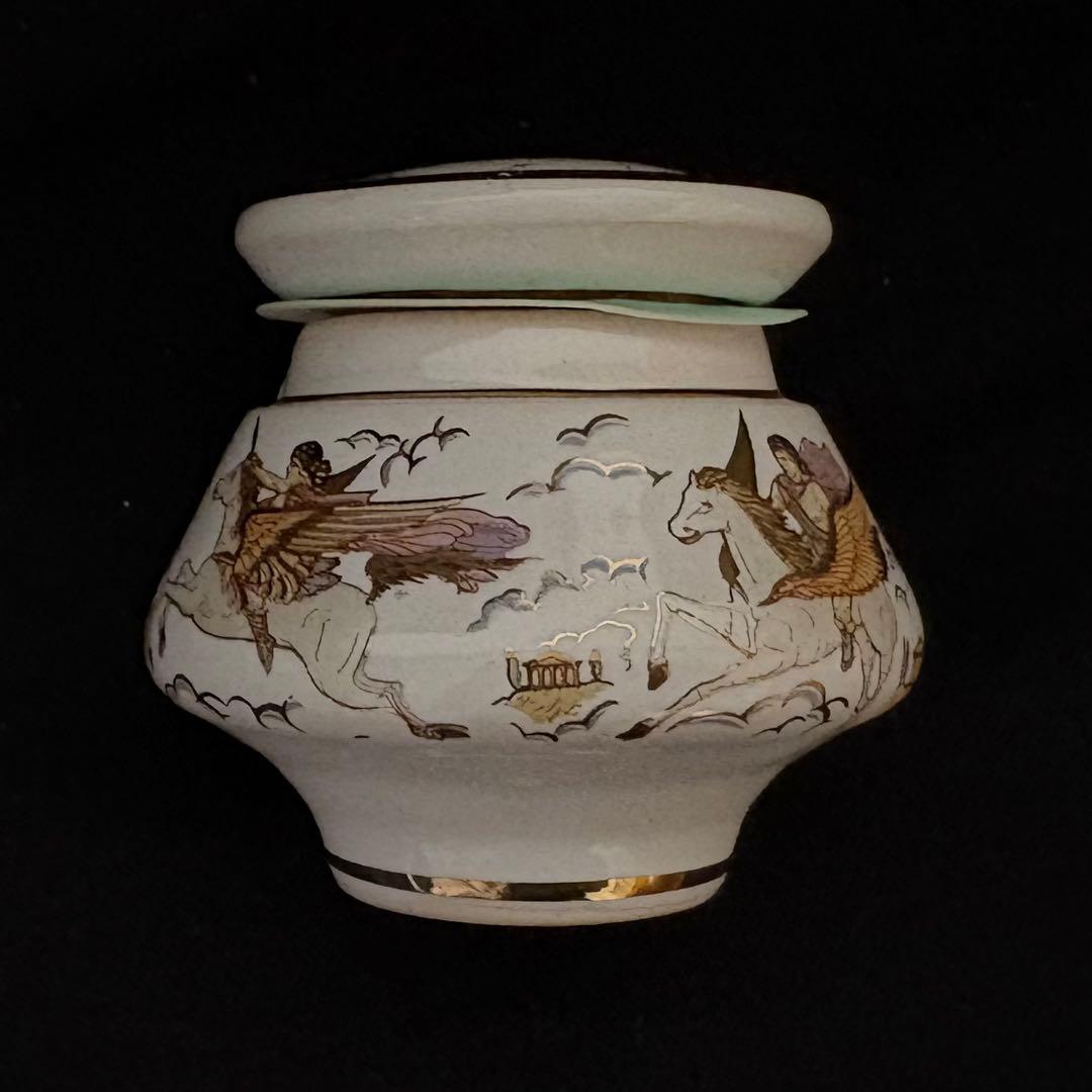 Nina Ricci（ニナリッチ）のヴィンテージ陶器入り練香水