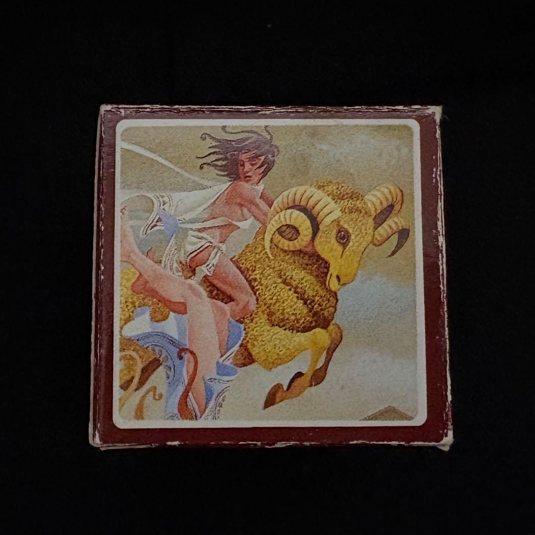 Nina Ricci（ニナリッチ）のヴィンテージ陶器入り練香水