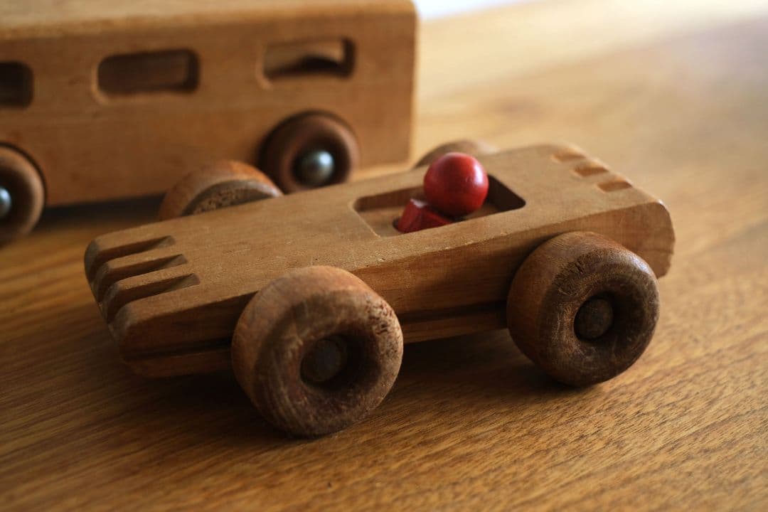 フィンランド JUKKA他 木製玩具 車 乗り物 5種セット