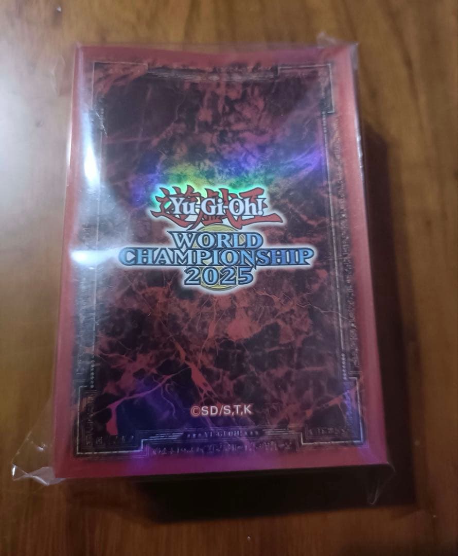遊戯王　WCS2025 スリーブ 赤　公式 100枚入り　パリ