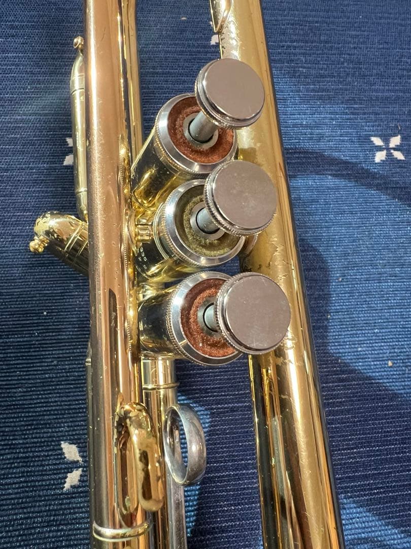 ヤマハトランペット　YTR-1335 ケース付き