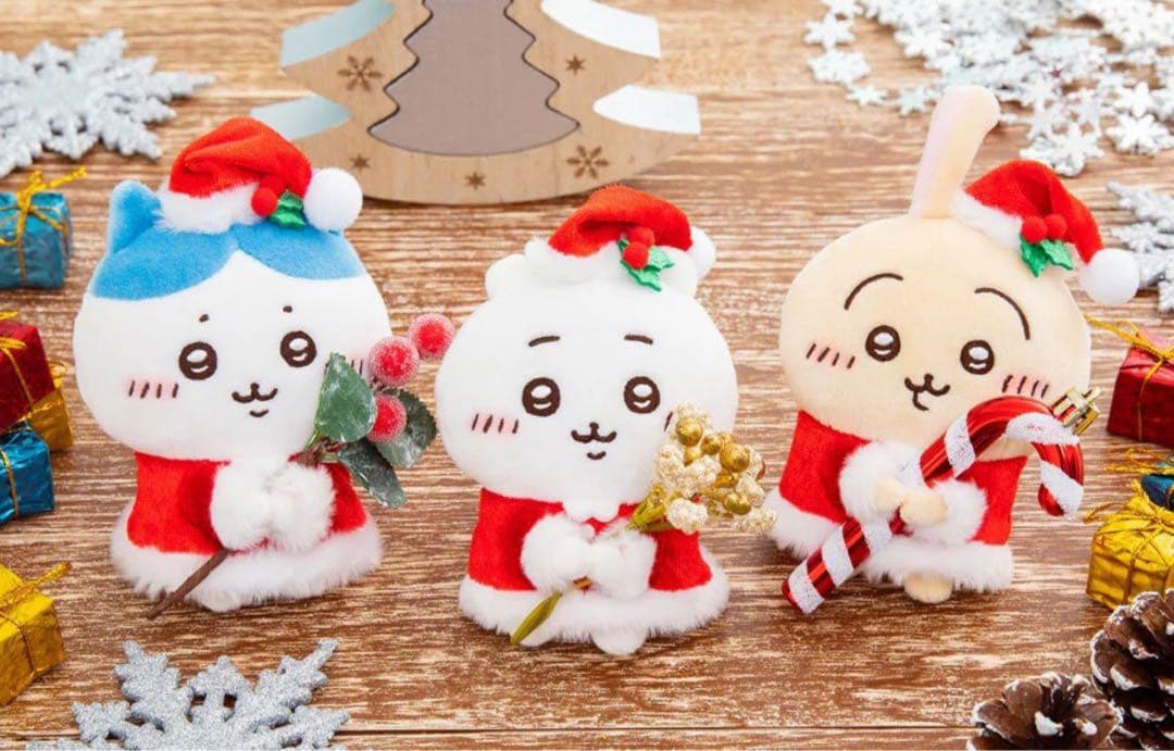 ちいかわ　サンタさんだ！持ちますマスコット　ちいかわ　ハチワレ　うさぎ