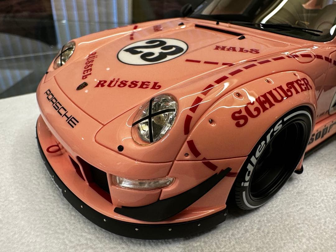 Fuelme RWB993 1/18 プロトピンクビッグ限定1台