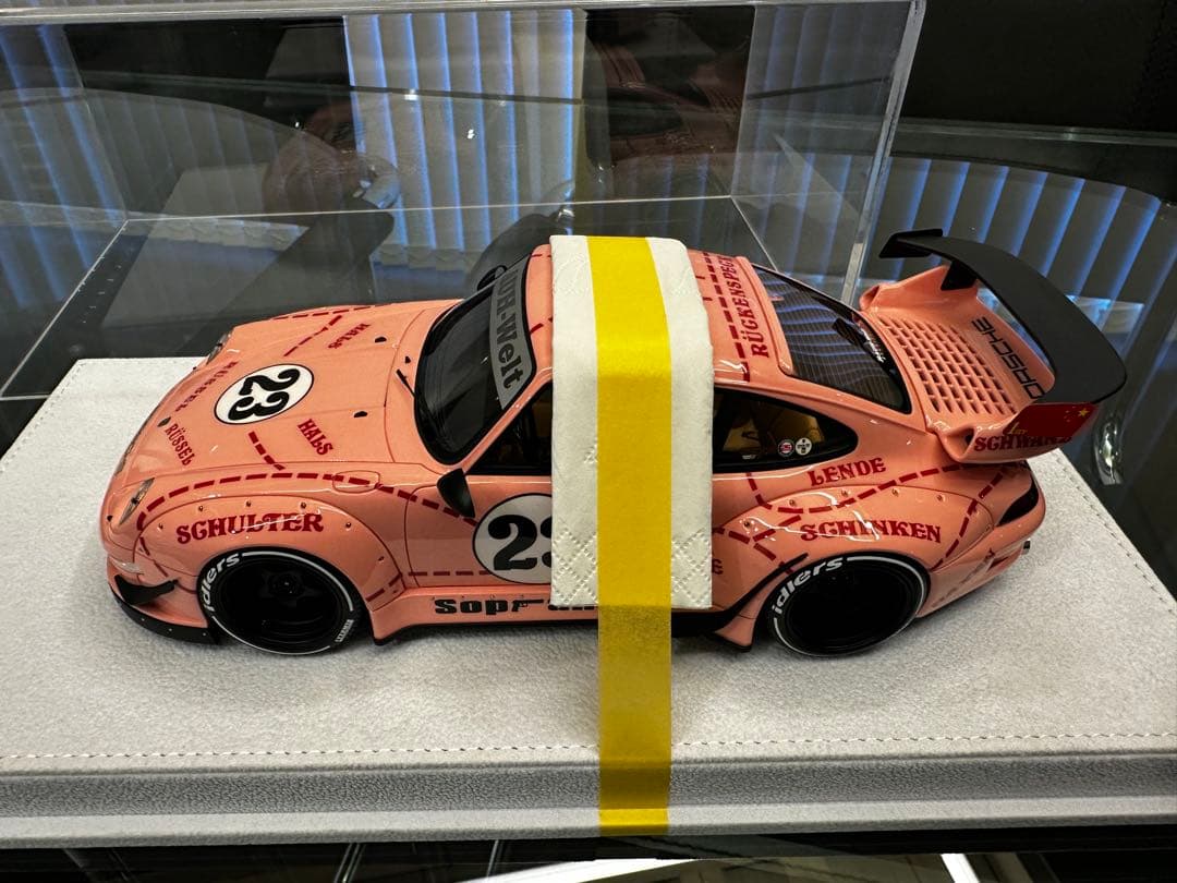 Fuelme RWB993 1/18 プロトピンクビッグ限定1台