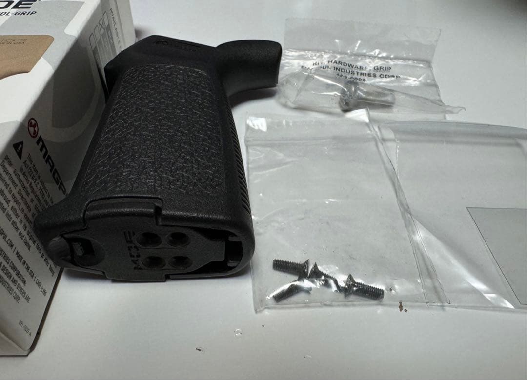 実物MAGPUL MOE PISTOL GRIP ブラック　トレポン用加工品