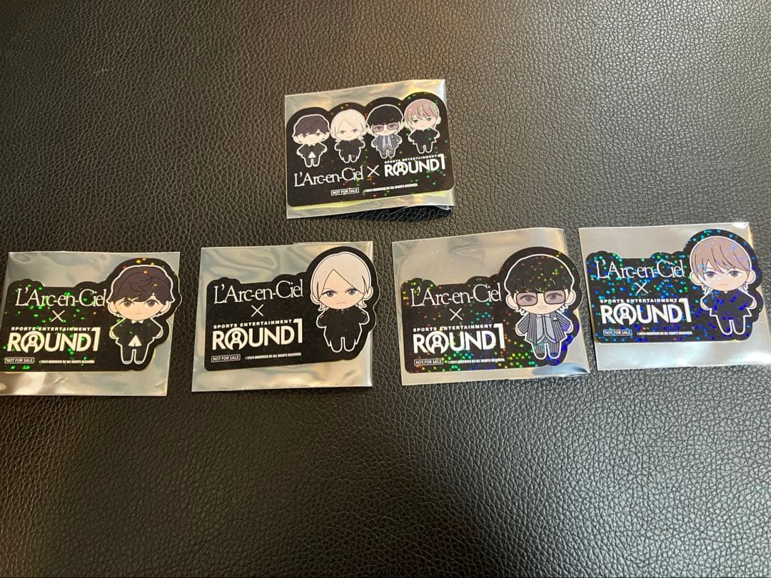 ROUND1限定　ラルク　おすわりぬいぐるみ＆マスコット＆ステッカー　フルコンプ