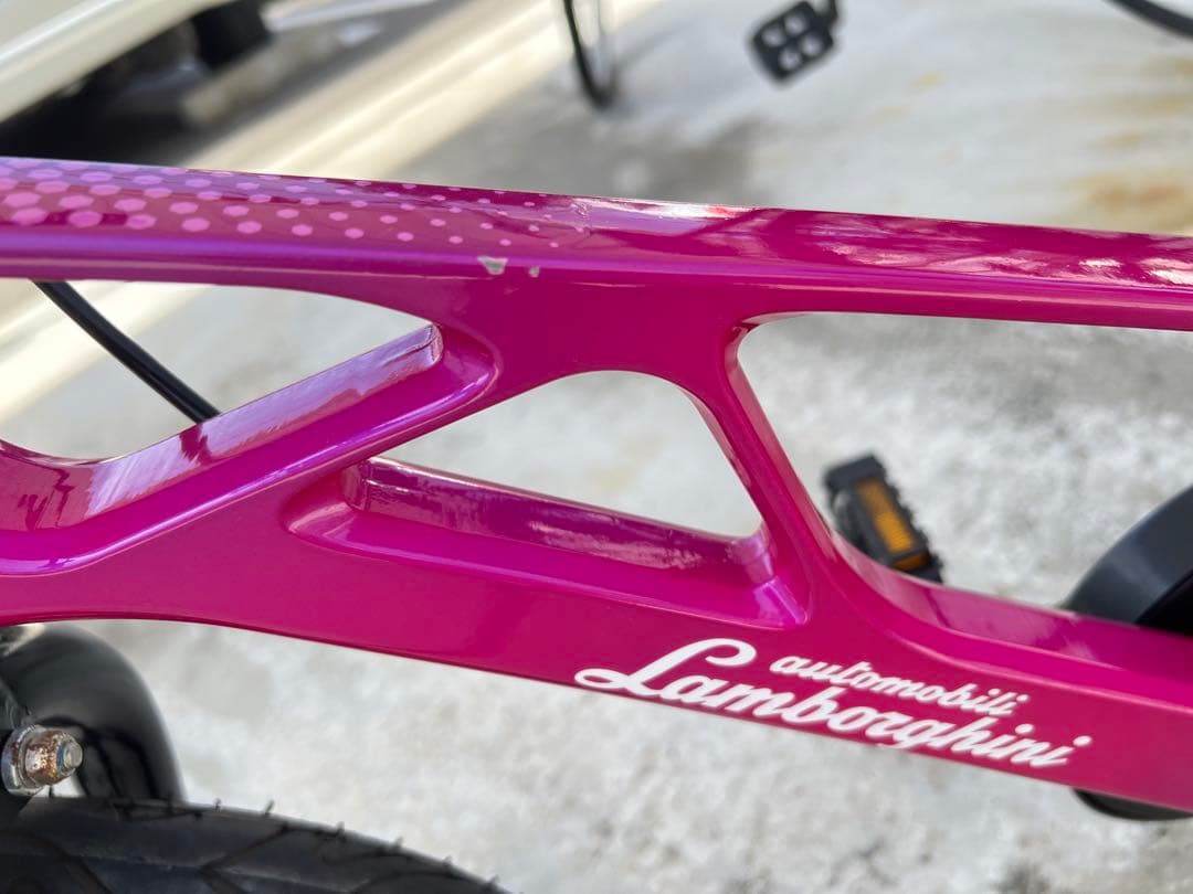 ランボルギーニ　子供自転車　14インチ　ピンク
