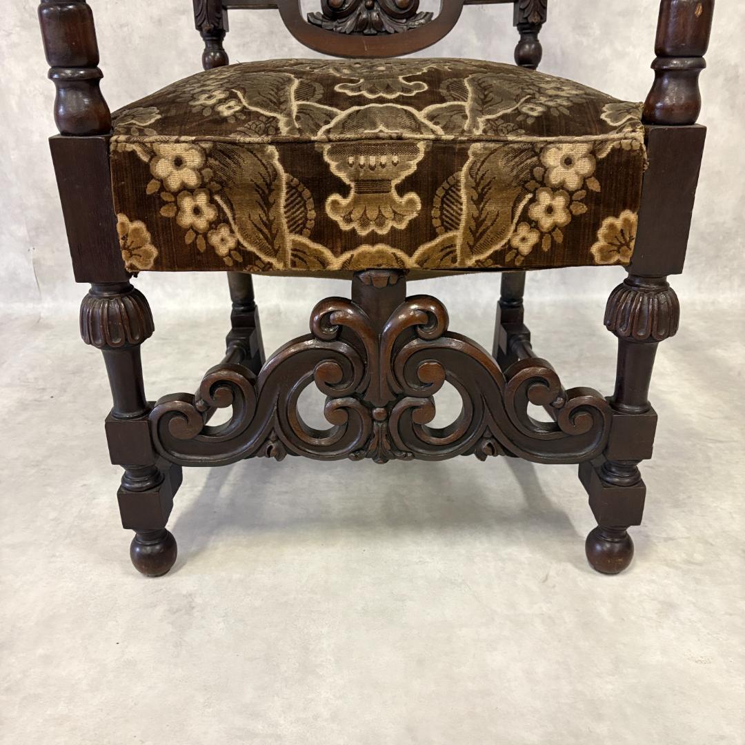18世紀　バクタプール　キング＆クイーンスタイルのハイバックチェア