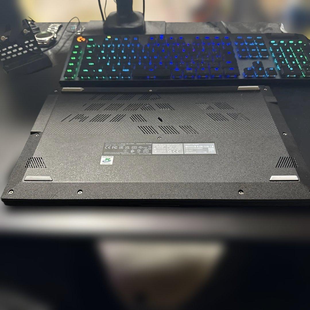 ASUS VivoBook 15.6インチ ブラック