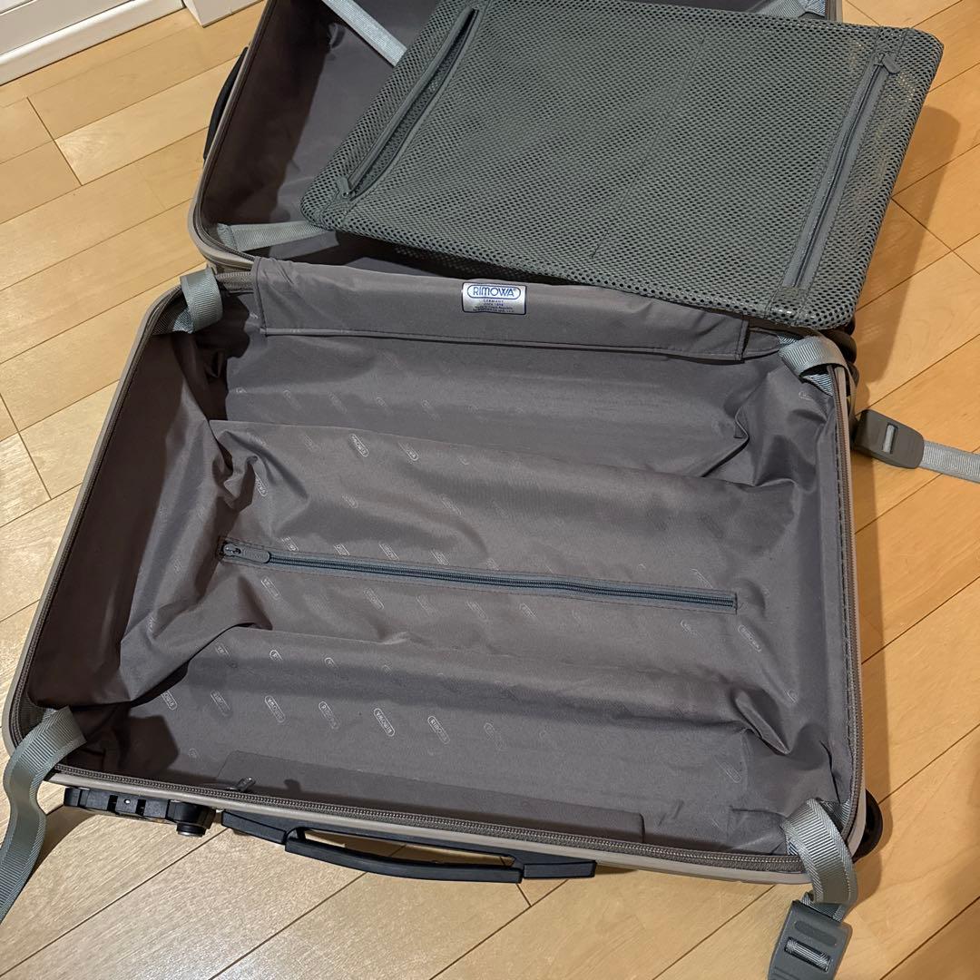リモワRIMOWAサルサ Cabin S スーツケース 32L