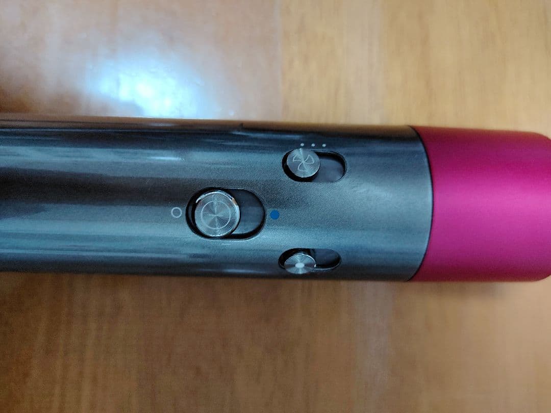 ダイソン エアラップ スタイラー Volume+Shape