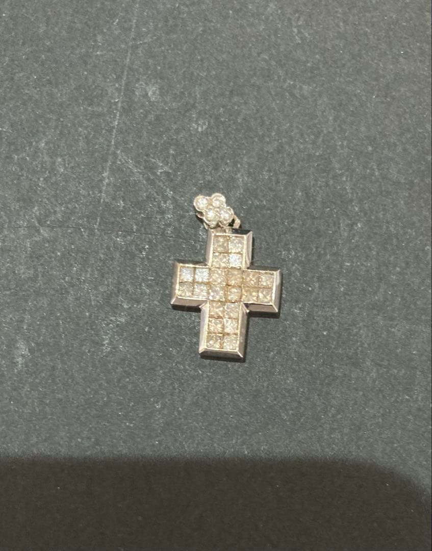 猫ちん18kWGダイヤモンドペンダントヘッド