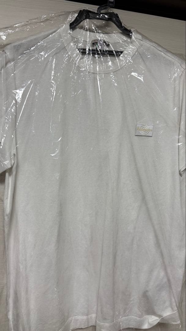 モンクレール　Moncler ホワイト Tシャツ 刺繍ロゴ